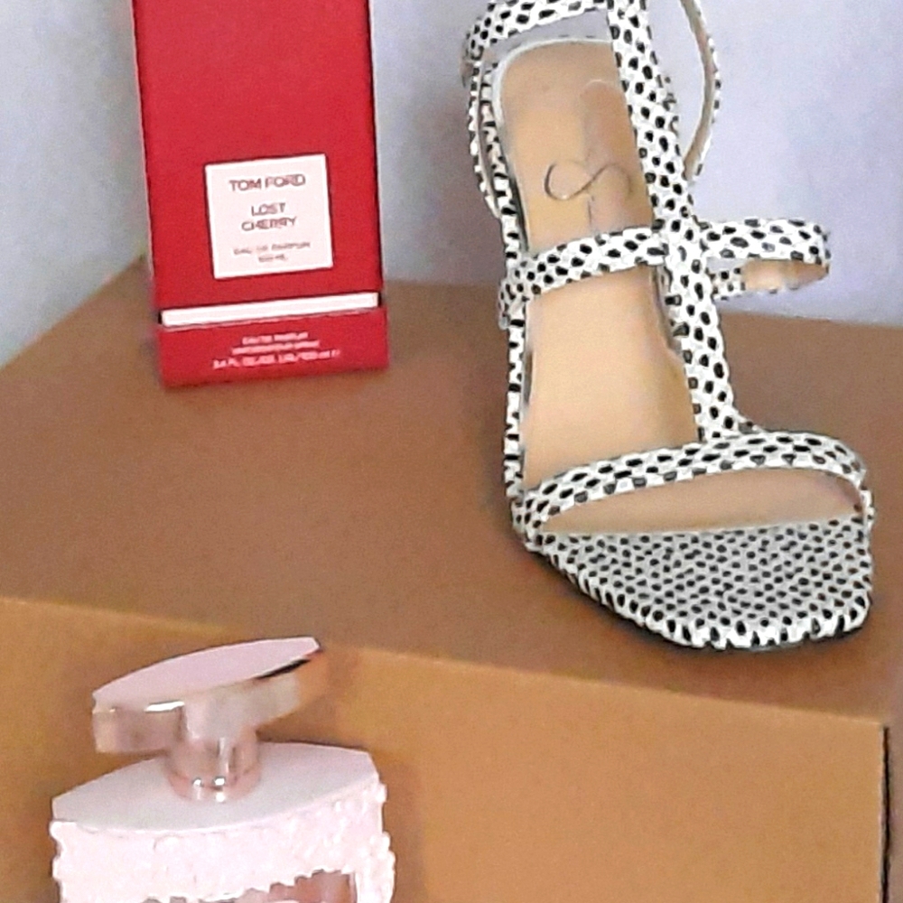 Jessica Simpson Sandals - Picture 2 of 5